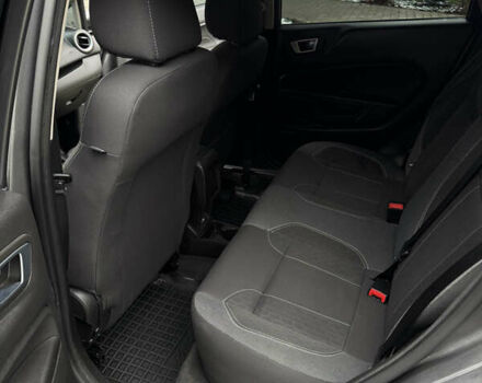 Сірий Форд Фієста, об'ємом двигуна 1.6 л та пробігом 91 тис. км за 8300 $, фото 22 на Automoto.ua