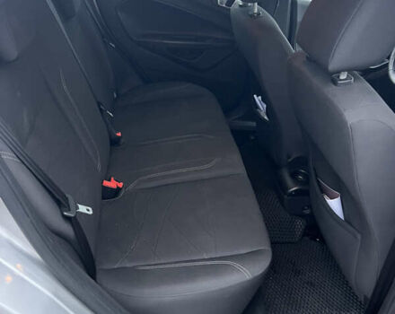 Серый Форд Фиеста, объемом двигателя 1 л и пробегом 228 тыс. км за 6200 $, фото 7 на Automoto.ua