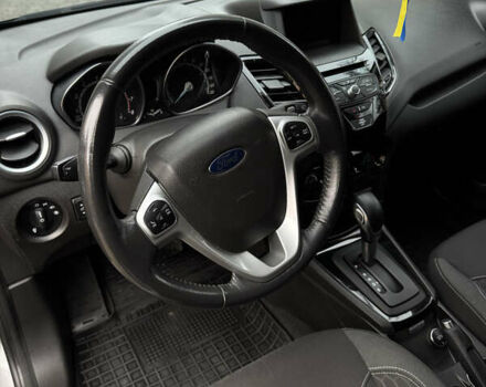 Сірий Форд Фієста, об'ємом двигуна 1.6 л та пробігом 91 тис. км за 8300 $, фото 6 на Automoto.ua