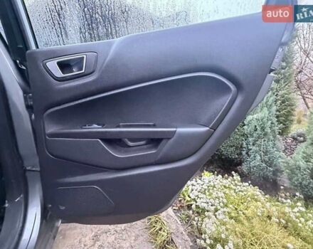 Сірий Форд Фієста, об'ємом двигуна 1.6 л та пробігом 95 тис. км за 8500 $, фото 19 на Automoto.ua