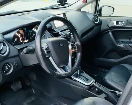 Серый Форд Фиеста, объемом двигателя 1.6 л и пробегом 90 тыс. км за 1700 $, фото 8 на Automoto.ua