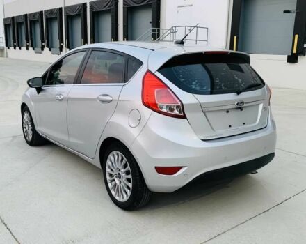 Серый Форд Фиеста, объемом двигателя 1.6 л и пробегом 90 тыс. км за 1700 $, фото 4 на Automoto.ua