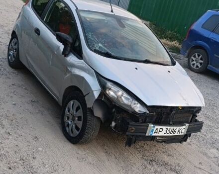 Серый Форд Фиеста, объемом двигателя 1.5 л и пробегом 100 тыс. км за 3000 $, фото 1 на Automoto.ua