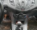 Сірий Форд Фієста, об'ємом двигуна 1 л та пробігом 120 тис. км за 4600 $, фото 6 на Automoto.ua