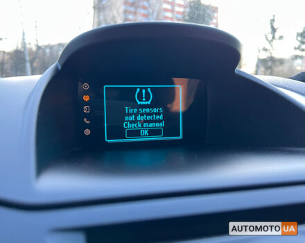 Серый Форд Фиеста, объемом двигателя 1.6 л и пробегом 77 тыс. км за 8500 $, фото 16 на Automoto.ua