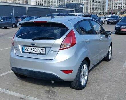 Сірий Форд Фієста, об'ємом двигуна 1.6 л та пробігом 135 тис. км за 8500 $, фото 9 на Automoto.ua