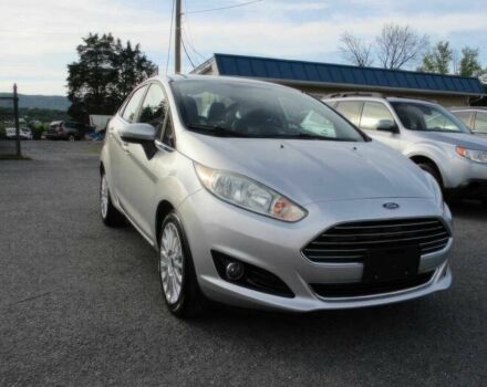 Серый Форд Фиеста, объемом двигателя 1.6 л и пробегом 73 тыс. км за 3800 $, фото 1 на Automoto.ua