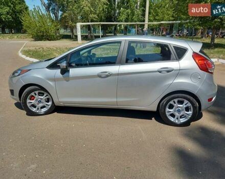 Сірий Форд Фієста, об'ємом двигуна 1.6 л та пробігом 190 тис. км за 7500 $, фото 4 на Automoto.ua