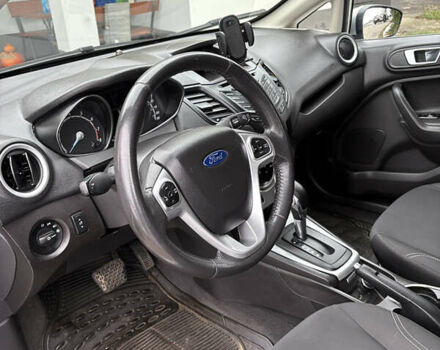 Сірий Форд Фієста, об'ємом двигуна 1.6 л та пробігом 171 тис. км за 7700 $, фото 49 на Automoto.ua