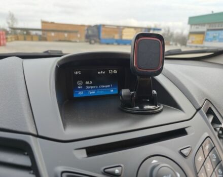 Сірий Форд Фієста, об'ємом двигуна 1.6 л та пробігом 139 тис. км за 8500 $, фото 19 на Automoto.ua