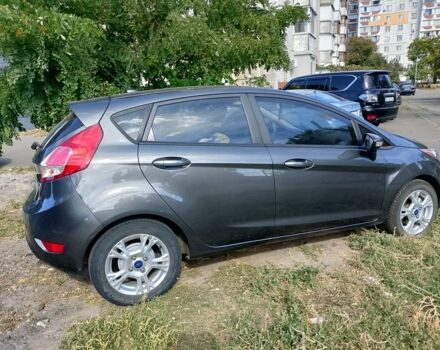 Сірий Форд Фієста, об'ємом двигуна 1.6 л та пробігом 130 тис. км за 7500 $, фото 1 на Automoto.ua