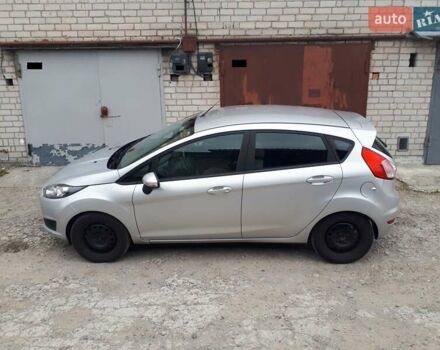 Серый Форд Фиеста, объемом двигателя 1 л и пробегом 75 тыс. км за 6500 $, фото 2 на Automoto.ua