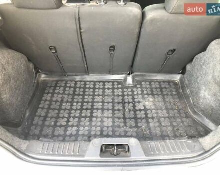 Сірий Форд Фієста, об'ємом двигуна 1.6 л та пробігом 170 тис. км за 7700 $, фото 11 на Automoto.ua