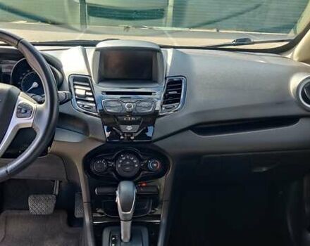 Сірий Форд Фієста, об'ємом двигуна 1.6 л та пробігом 135 тис. км за 8500 $, фото 18 на Automoto.ua