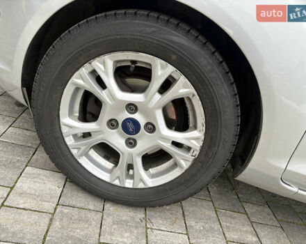 Сірий Форд Фієста, об'ємом двигуна 1.6 л та пробігом 171 тис. км за 7700 $, фото 40 на Automoto.ua