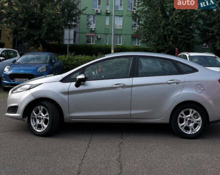 Сірий Форд Фієста, об'ємом двигуна 1.6 л та пробігом 160 тис. км за 6500 $, фото 1 на Automoto.ua