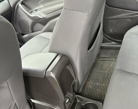 Сірий Форд Фієста, об'ємом двигуна 1.6 л та пробігом 171 тис. км за 7700 $, фото 27 на Automoto.ua