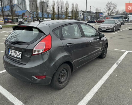 Сірий Форд Фієста, об'ємом двигуна 1.6 л та пробігом 175 тис. км за 7700 $, фото 2 на Automoto.ua