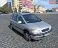 Серый Форд Фиеста, объемом двигателя 1.6 л и пробегом 131 тыс. км за 8300 $, фото 1 на Automoto.ua