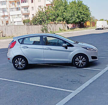 Серый Форд Фиеста, объемом двигателя 1.5 л и пробегом 247 тыс. км за 7500 $, фото 8 на Automoto.ua