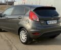 Серый Форд Фиеста, объемом двигателя 1 л и пробегом 130 тыс. км за 7300 $, фото 18 на Automoto.ua