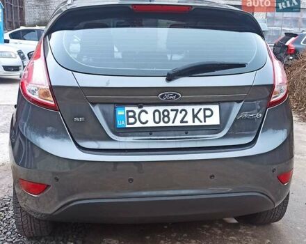 Серый Форд Фиеста, объемом двигателя 1.6 л и пробегом 92 тыс. км за 7999 $, фото 1 на Automoto.ua