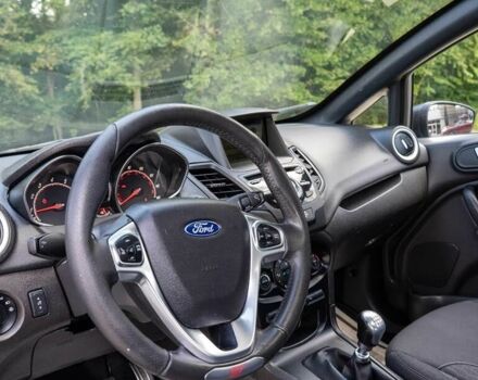 Форд Фиеста 2017 в Днепре (Днепропетровске) на Automoto.ua Серый Форд Фиеста, объемом двигателя 1.6 л и пробегом 62 тыс. км за 9000 $, фото 7 на Automoto.ua