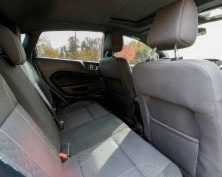 Серый Форд Фиеста, объемом двигателя 1.6 л и пробегом 88 тыс. км за 9000 $, фото 7 на Automoto.ua