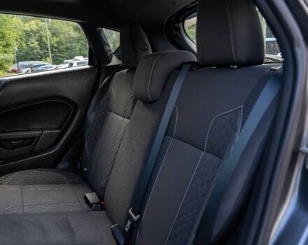 Форд Фиеста 2017 в Днепре (Днепропетровске) на Automoto.ua Серый Форд Фиеста, объемом двигателя 1.6 л и пробегом 62 тыс. км за 9000 $, фото 9 на Automoto.ua