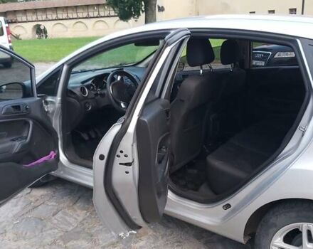 Сірий Форд Фієста, об'ємом двигуна 1.6 л та пробігом 103 тис. км за 6000 $, фото 1 на Automoto.ua