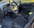 Сірий Форд Фієста, об'ємом двигуна 1.6 л та пробігом 110 тис. км за 8000 $, фото 13 на Automoto.ua