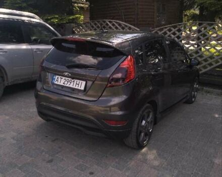 Серый Форд Фиеста, объемом двигателя 1.6 л и пробегом 64 тыс. км за 10900 $, фото 7 на Automoto.ua