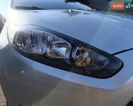 Серый Форд Фиеста, объемом двигателя 1.6 л и пробегом 141 тыс. км за 8400 $, фото 36 на Automoto.ua