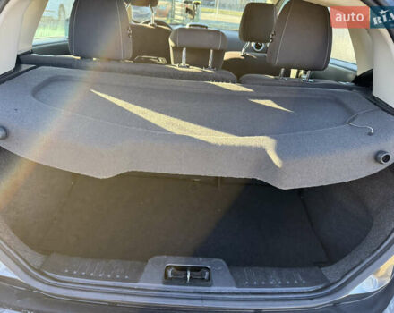 Серый Форд Фиеста, объемом двигателя 1.6 л и пробегом 149 тыс. км за 8500 $, фото 20 на Automoto.ua