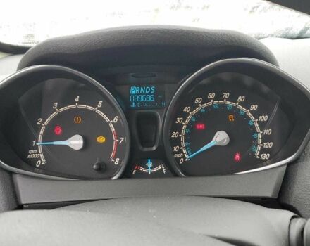 Серый Форд Фиеста, объемом двигателя 1.6 л и пробегом 64 тыс. км за 6600 $, фото 8 на Automoto.ua