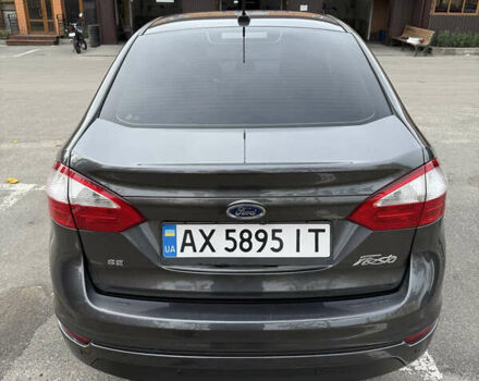 Серый Форд Фиеста, объемом двигателя 1.6 л и пробегом 57 тыс. км за 10800 $, фото 3 на Automoto.ua