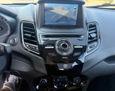 Серый Форд Фиеста, объемом двигателя 1.6 л и пробегом 32 тыс. км за 5900 $, фото 7 на Automoto.ua