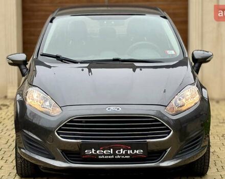 Сірий Форд Фієста, об'ємом двигуна 1.6 л та пробігом 158 тис. км за 8999 $, фото 2 на Automoto.ua
