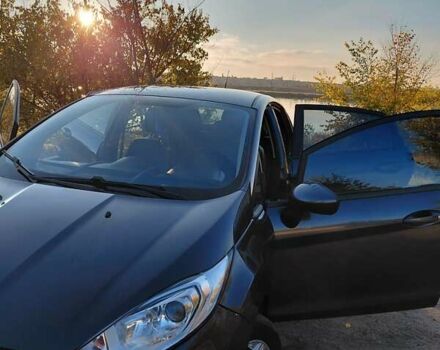 Сірий Форд Фієста, об'ємом двигуна 1.6 л та пробігом 211 тис. км за 7700 $, фото 6 на Automoto.ua