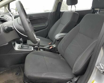 Серый Форд Фиеста, объемом двигателя 1.6 л и пробегом 64 тыс. км за 6600 $, фото 6 на Automoto.ua