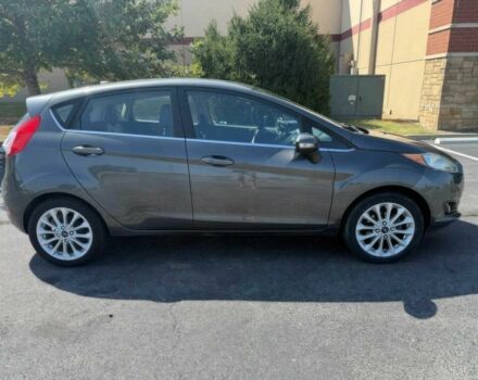 Серый Форд Фиеста, объемом двигателя 1.6 л и пробегом 49 тыс. км за 8500 $, фото 6 на Automoto.ua