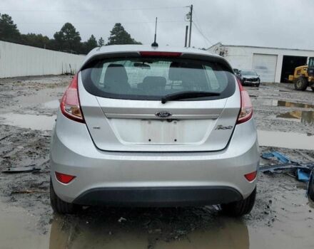 Серый Форд Фиеста, объемом двигателя 1.6 л и пробегом 64 тыс. км за 6600 $, фото 5 на Automoto.ua