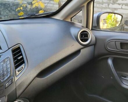 Форд Фиеста 2018 в Житомире на Automoto.ua Серый Форд Фиеста, объемом двигателя 1.6 л и пробегом 171 тыс. км за 7900 $, фото 6 на Automoto.ua