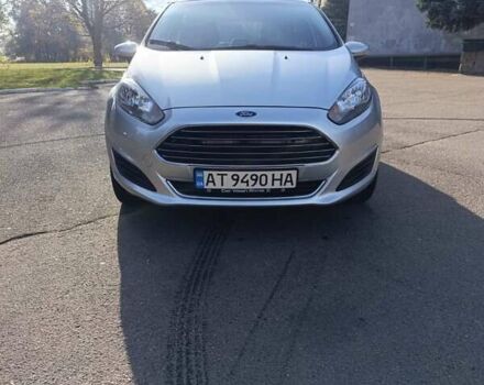 Серый Форд Фиеста, объемом двигателя 1.6 л и пробегом 141 тыс. км за 8400 $, фото 3 на Automoto.ua