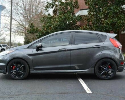 Серый Форд Фиеста, объемом двигателя 1.6 л и пробегом 50 тыс. км за 2000 $, фото 2 на Automoto.ua