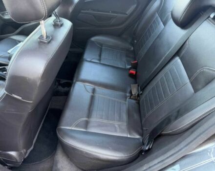 Серый Форд Фиеста, объемом двигателя 1.6 л и пробегом 43 тыс. км за 4400 $, фото 9 на Automoto.ua