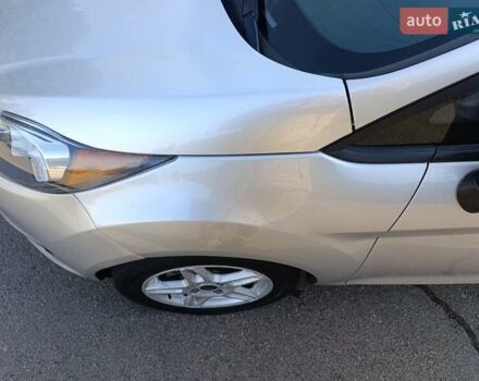 Серый Форд Фиеста, объемом двигателя 1.6 л и пробегом 141 тыс. км за 8400 $, фото 42 на Automoto.ua