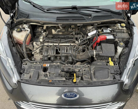 Серый Форд Фиеста, объемом двигателя 1.6 л и пробегом 57 тыс. км за 10800 $, фото 14 на Automoto.ua