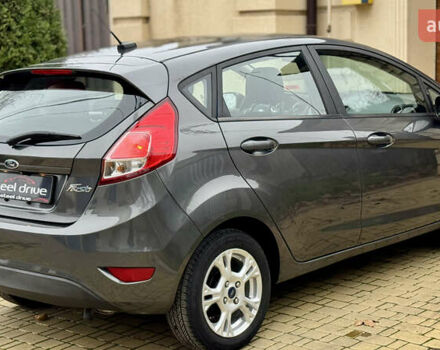 Сірий Форд Фієста, об'ємом двигуна 1.6 л та пробігом 158 тис. км за 8999 $, фото 3 на Automoto.ua