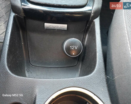 Серый Форд Фиеста, объемом двигателя 1.6 л и пробегом 157 тыс. км за 8500 $, фото 19 на Automoto.ua